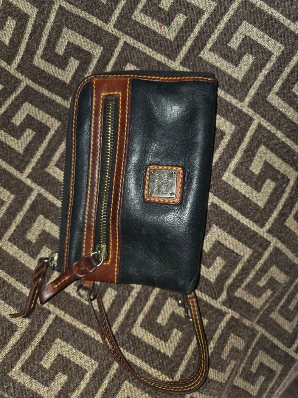 Dooney & Bourke Black Tan Leather Wristlet Wallet